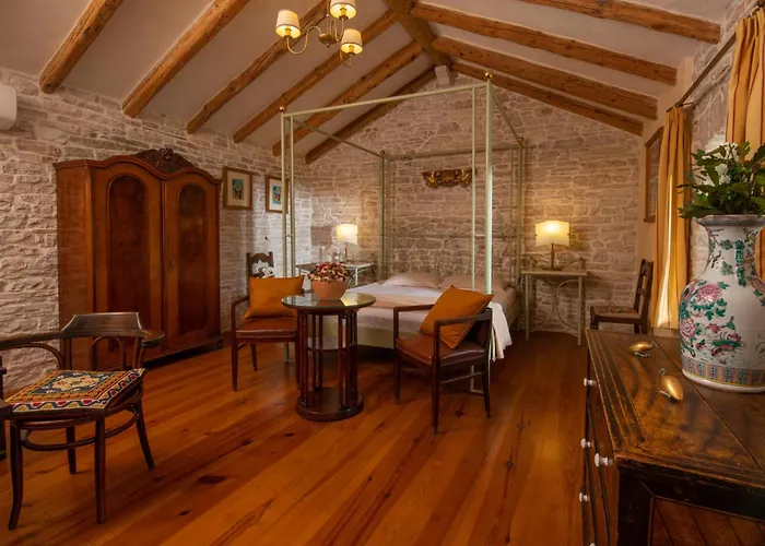 Mega By Interhome * Barban