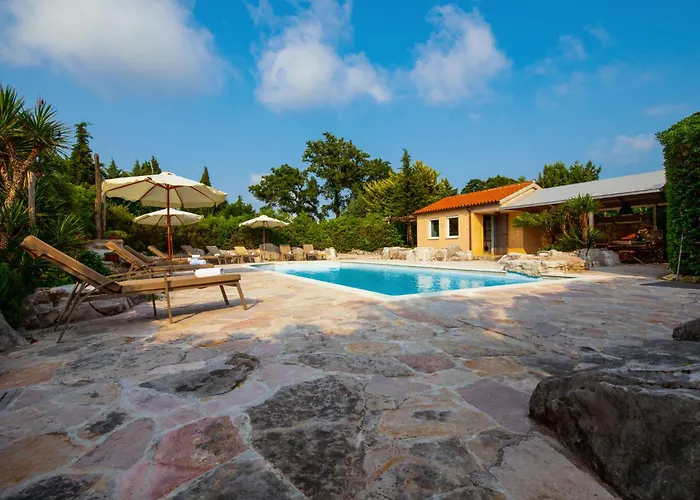 Mega By Interhome * Barban